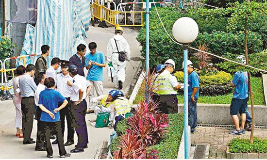 香港今年首宗本地登革熱患者住所職場(chǎng)附近滅蚊