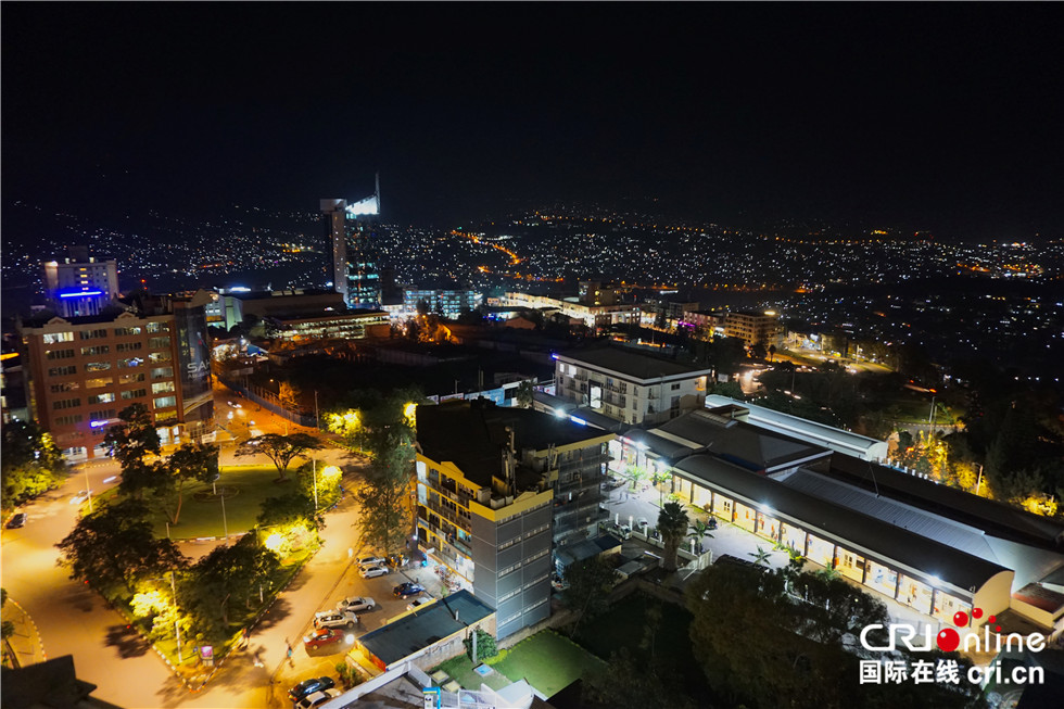 图片默认标题_fororder_丁思宇 基加利夜景 (1) - 副本