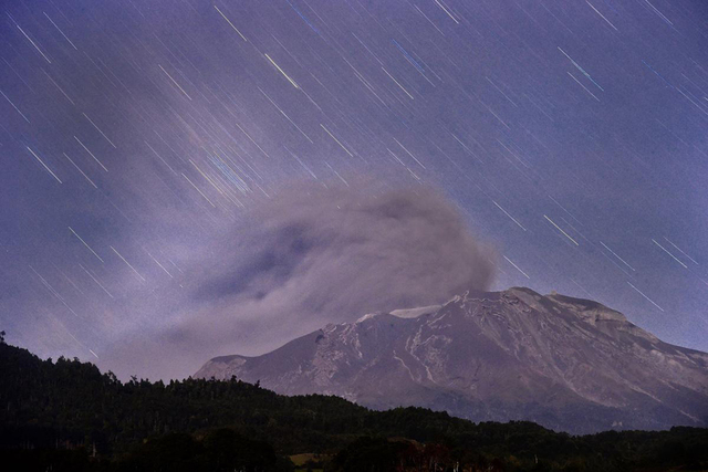 盤點2015年全球火山噴發震撼景象
