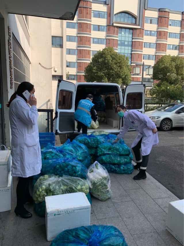 点赞！美团旗下餐饮供应链平台快驴进货向“战疫”一线捐赠16吨新鲜蔬菜