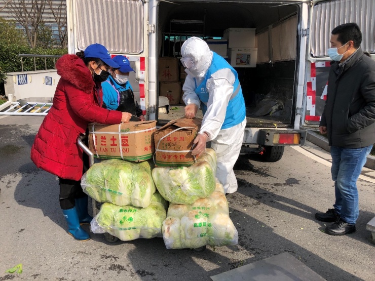 点赞！美团旗下餐饮供应链平台快驴进货向“战疫”一线捐赠16吨新鲜蔬菜