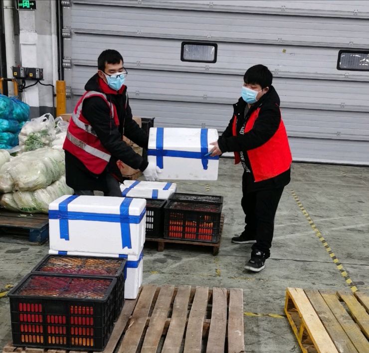 点赞！美团旗下餐饮供应链平台快驴进货向“战疫”一线捐赠16吨新鲜蔬菜