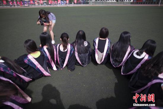 就業藍皮書：2014屆中國大學畢業生平均月收入3487元