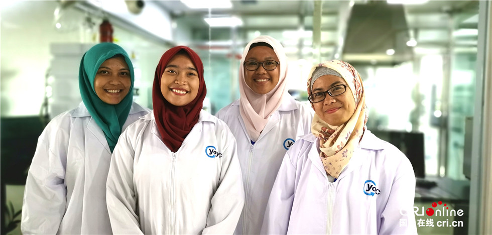 图片默认标题_fororder_蒙牛印尼工厂本地员工_副本