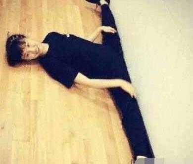 一字马哪家强？景甜很标准，刘亦菲最美