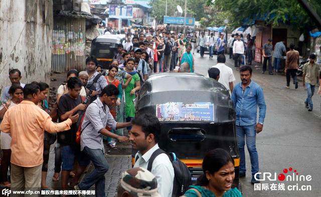 印度首都“摩的”司机大罢工 要求叫停打车软件