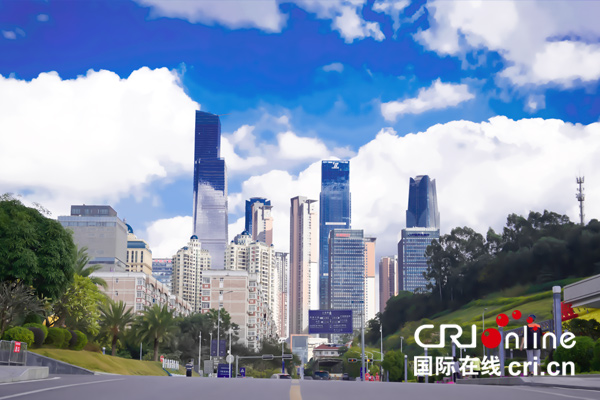 【东博会现场】东博会 “两会蓝”映照南宁国际会展中心