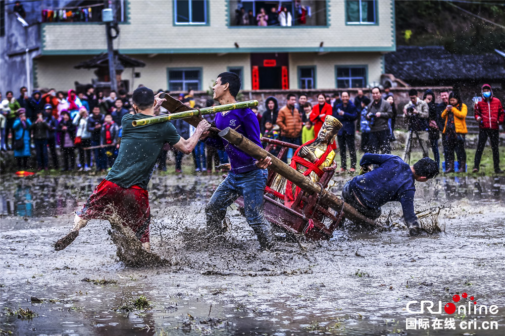 图片默认标题_fororder_《闹春田》作者：黄谷上（中国）13194031999摄于福建龙岩