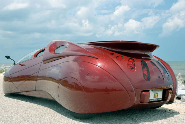 美国汽车设计师打造"外星汽车" 造型炫目