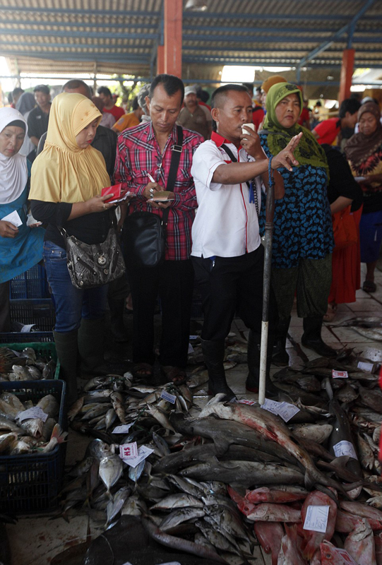 印尼商販公開售魚翅 鯊魚慘遭屠宰觸目驚心