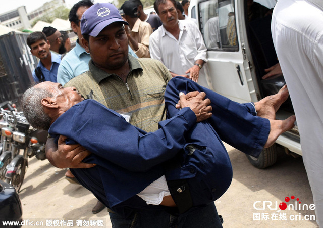 巴基斯坦受高温影响已超过300人死亡