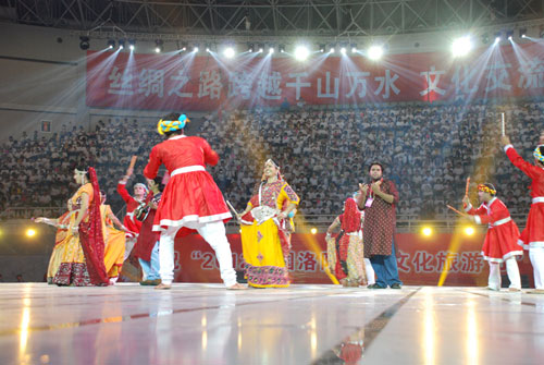 Luoyang Heluo Festival Opens