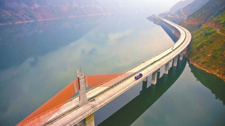 从蜀道难到蜀道通再到蜀道畅 四川高速公路年内将突破8000公里