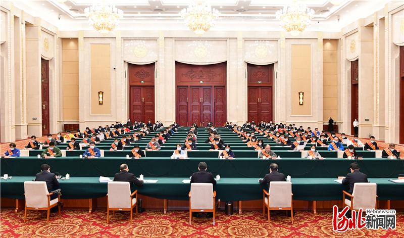 河北省學習貫徹全國勞動模範和先進工作者表彰大會精神座談會舉行