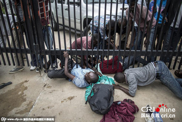 布隆迪约200名学生闯入美国使馆寻求庇护