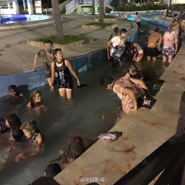 台湾新北市水上乐园发生粉尘爆炸 数百人受伤
