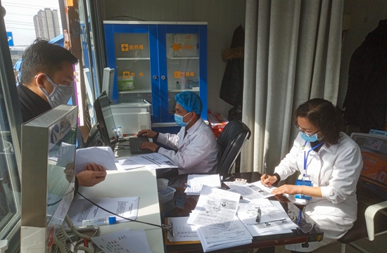 贵州水城：奋战在疫情一线的“妇幼人”