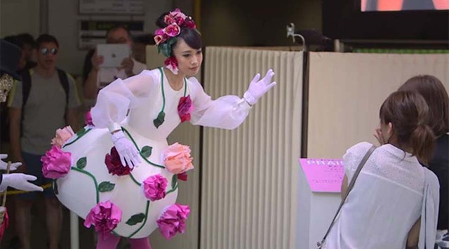 日本現特殊連衣裙 被誇漂亮就會“開花”