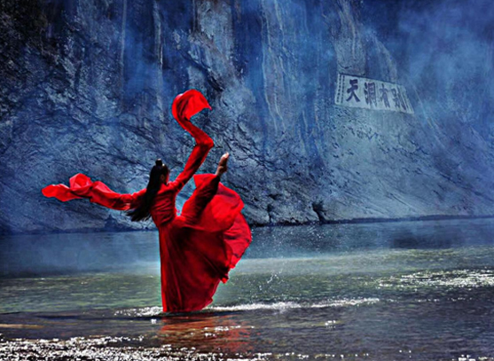 世界的な鍾乳石の奇観-中国光霧山-諾水河地質公園
