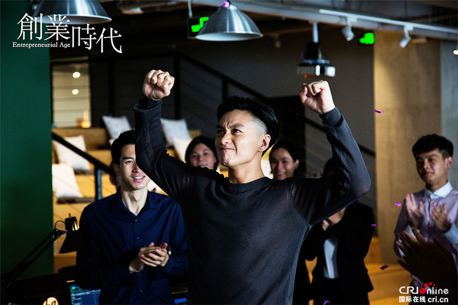 图片默认标题_fororder_6周一围饰罗维