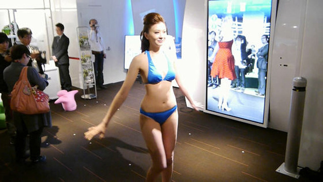 日本推出3D试衣“魔镜”换装只需挥挥手