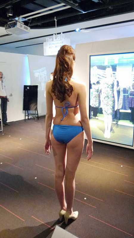日本推出3D試衣“魔鏡”換裝只需揮揮手