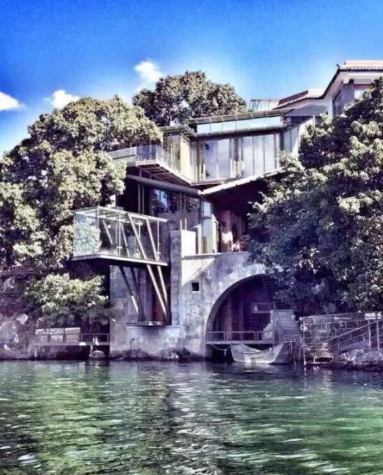 吴京客厅接地气 秋瓷炫爱巢客厅惊呆韩国人