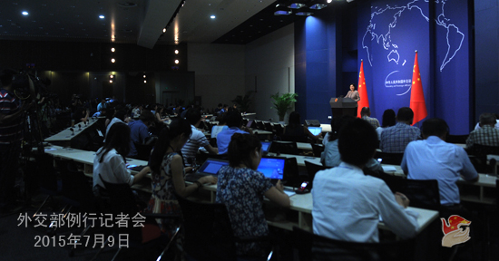 外交部驳斥“国家安全法限制公民自由”一说