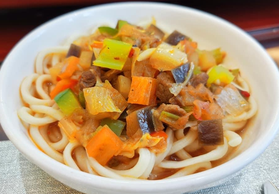 "อิ่มอร่อย @ ตลาดกลางคืนเมืองเหอเถียน"