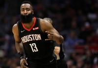 哈登单赛季2700分500助攻 成NBA历史第三人