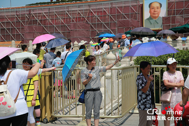 北京今迎39℃高温天气 网友自嘲：撒上孜然可上桌了