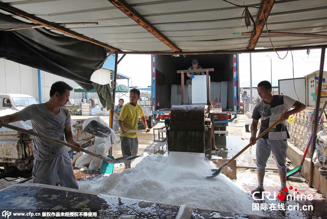 北京今迎39℃高温天气 网友自嘲：撒上孜然可上桌了