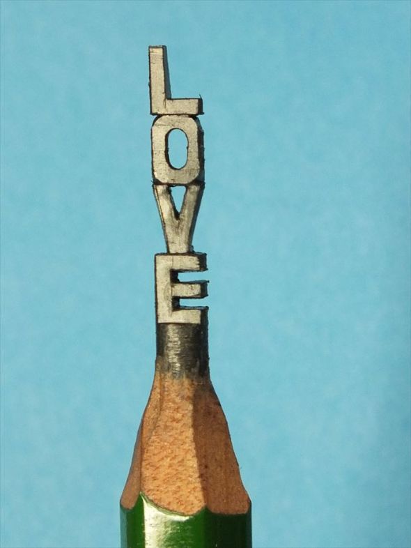 日本雕刻大师在铅笔芯上搞创作 令人叹服