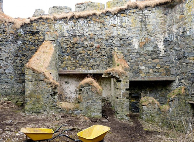 苏格兰800年古堡将变豪华酒店 改造中发现500年密室