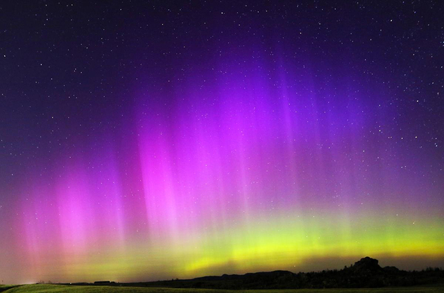 从极光到日晕:盘点全球各地天空美图 从极光到日晕:盘点全球各地天空美图