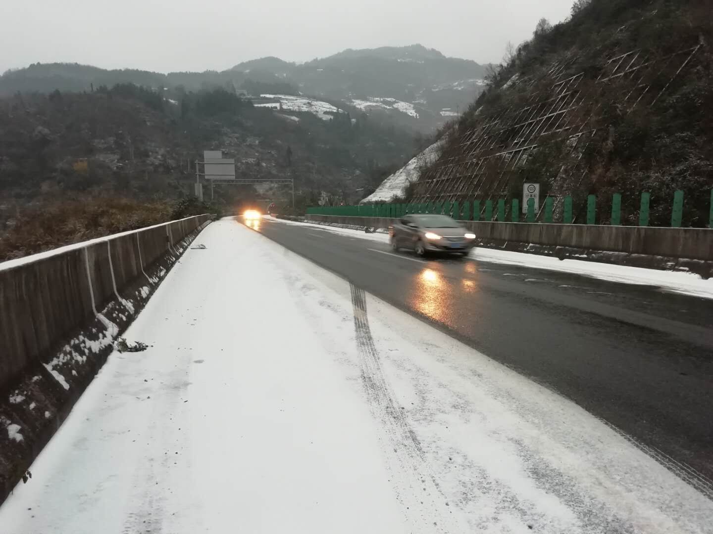 巫山高速公路最新进屏图片