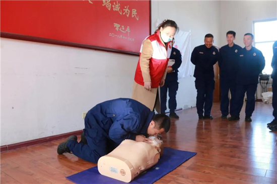 大連市消防救援支隊開展應急急救技術培訓 提高救援服務能力