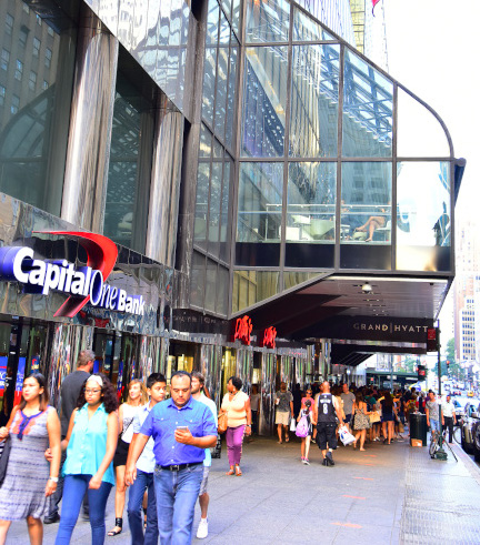 紐約一中國遊客被打斷鼻骨襲擊者被疑有精神病 紐約一中國遊客被打斷鼻骨襲擊者被疑有精神病