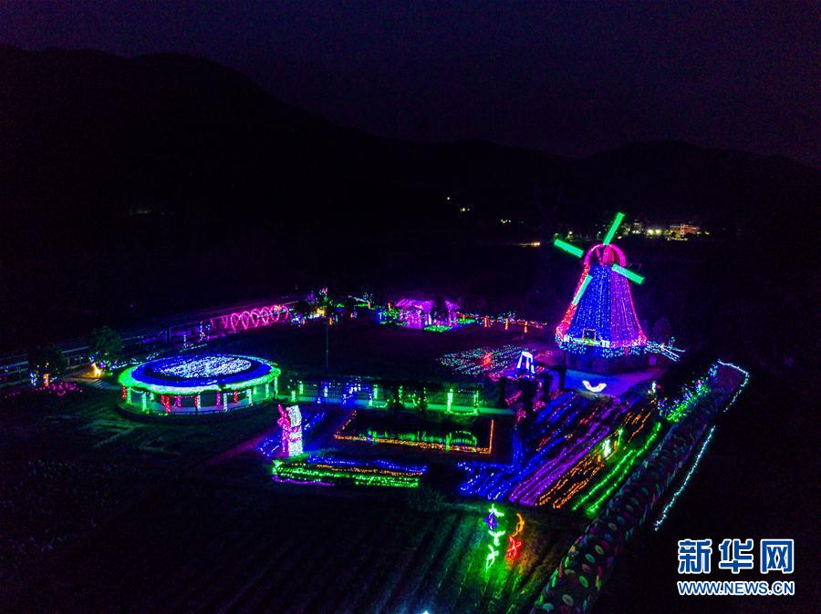 浙江義烏：夜間燈光秀 打造鄉村旅遊新亮點