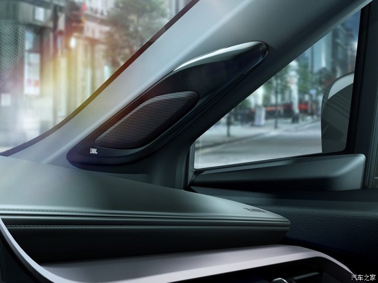 汽车频道【4月8日】【首页汽车资讯列表+要闻列表】丰田C-HR Neon Lime官图