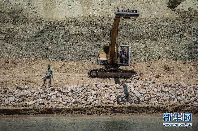埃及新苏伊士运河项目正式完工