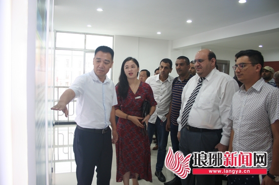 【齐鲁大地-文字列表】【走遍山东-临沂】临沂商城迎11国客商 获赞前景远大 【齐鲁大地-文字列表】【走遍山东-临沂】临沂商城迎11国客商 获赞前景远大