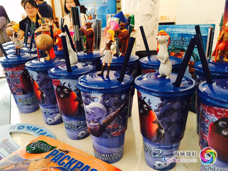 妙趣横生的《冰雪女王》动画电影衍生品。(赵祎 摄)