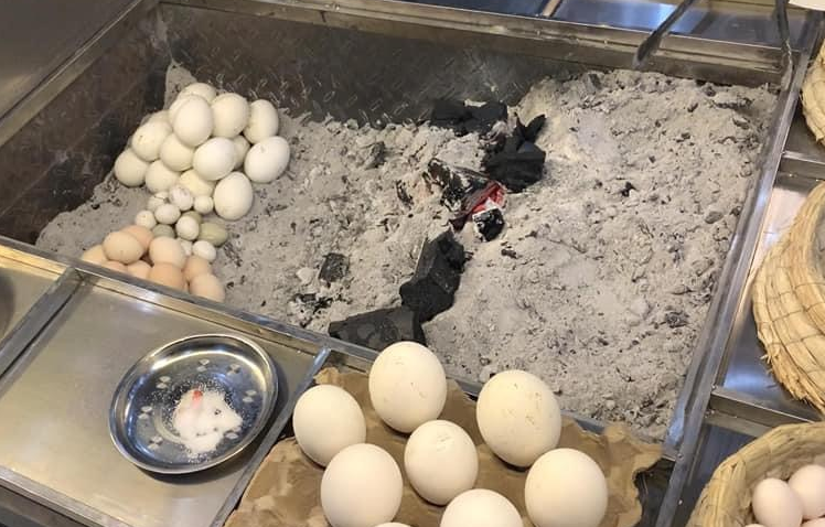 "อิ่มอร่อย @ ตลาดกลางคืนเมืองเหอเถียน"