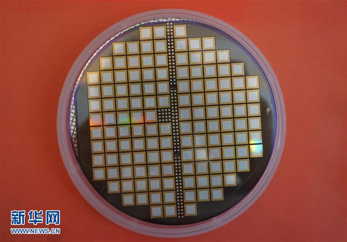 图片默认标题_fororder_这是在中关村东升科技园拍摄的由园区企业独立自主研发制造的芯片产品
