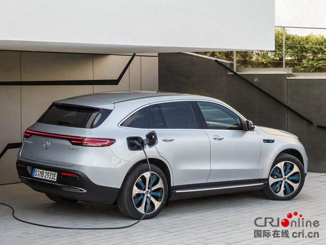 图片默认标题_fororder_奔驰EQC-01