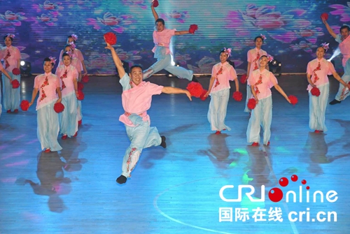 【河南在線-文字列表】【移動端-文字列表】第三屆河南省全民廣場舞大賽決賽在河南汝州舉行