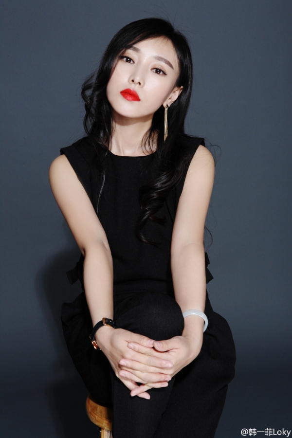 籃球寶貝試衣間徵婚 曾為男籃大尺度出鏡 籃球寶貝試衣間徵婚 曾為男籃大尺度出鏡