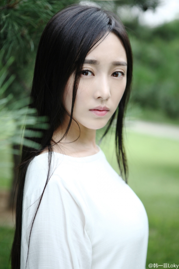 籃球寶貝試衣間徵婚 曾為男籃大尺度出鏡 籃球寶貝試衣間徵婚 曾為男籃大尺度出鏡