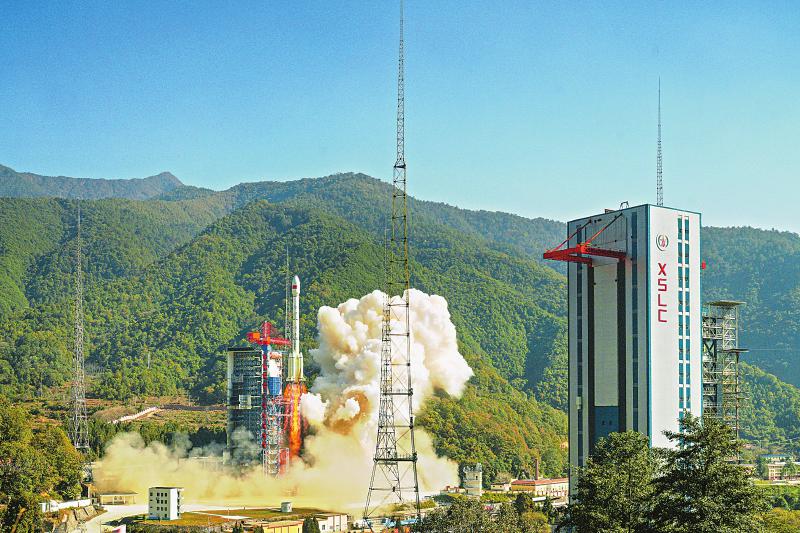 高分十四號衛星在西昌成功發射